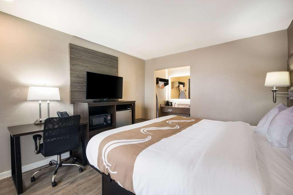 Quality Inn Gastonia Room photo